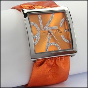 NWOT Stone Women's Stainless Steel Designer Watch